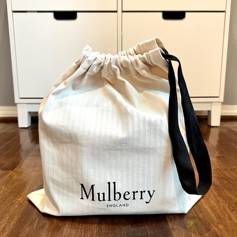 ** SOLD** Mulberry Amberley Satchel Classic, Black, Small - Picture 5 of 16